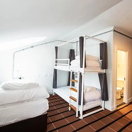 Hotel Safestay Charing Cross 3*
