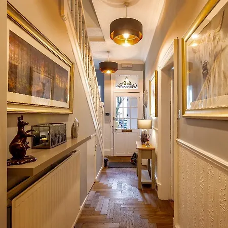 Villa Cochno House Glasgow