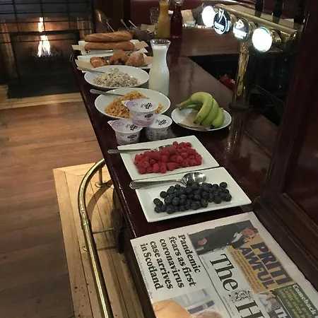 Babbity Bowsters 3* Glasgow