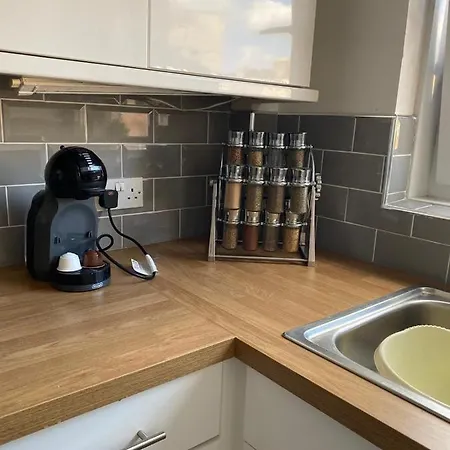 2 Bedroom At Secc Hydro Free Parking Glasgow