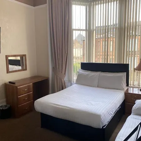 Onslow Guest house *