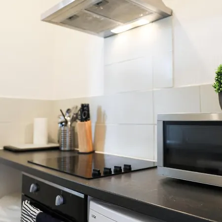 Appartamento Glasgow, 3 Bed Flat With Free Street Parking *