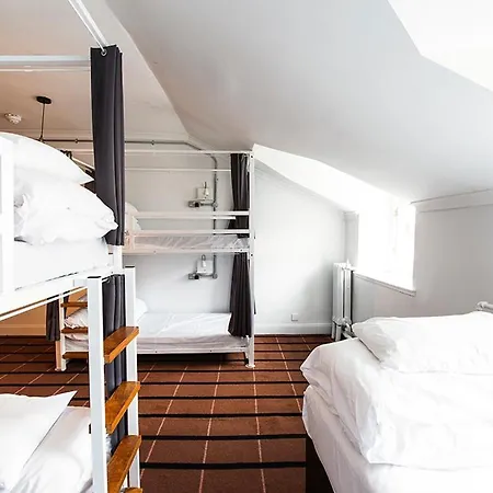 Safestay Charing Cross Hotel 3*