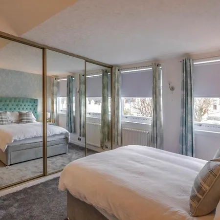 Villa Warm And Welcoming Perfect From