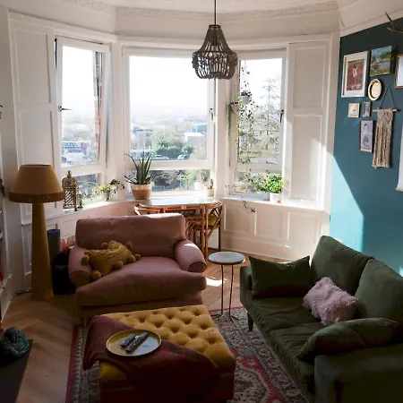 Pass The Keys Quirky, Cosy, Entire Flat In Trendy Area Apartment