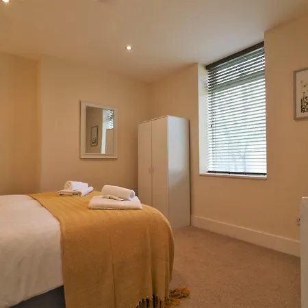 Signature - Railway Apartment *