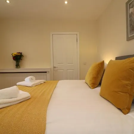 Apartment Signature - Railway Glasgow