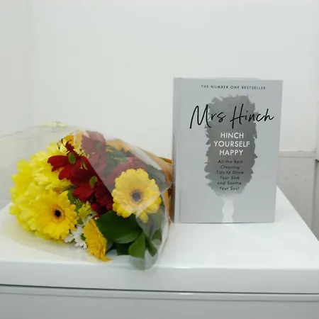 Elder Park Apartment *