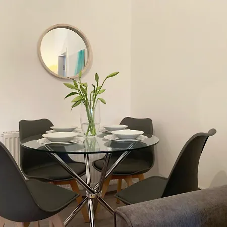 Hillington * グラスゴー