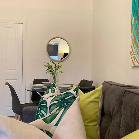 Hillington * グラスゴー