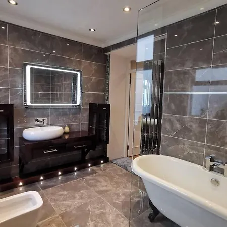 Broomfield South Luss