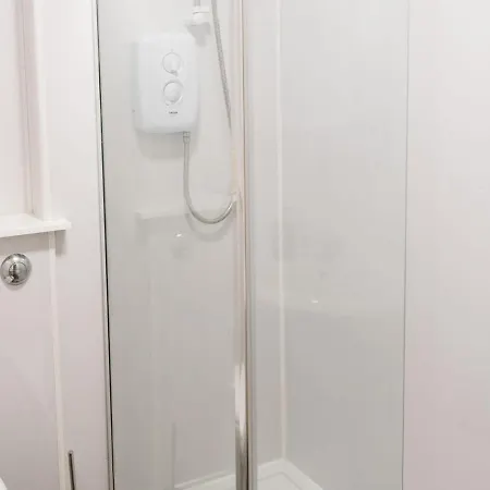 Apartment Bright 2 Bed Ground Floor Flat Next To Byres Road Glasgow