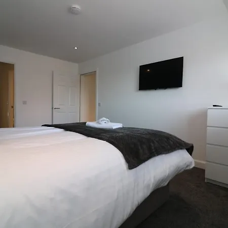 Signature - Railway House 5 Bed * Глазго