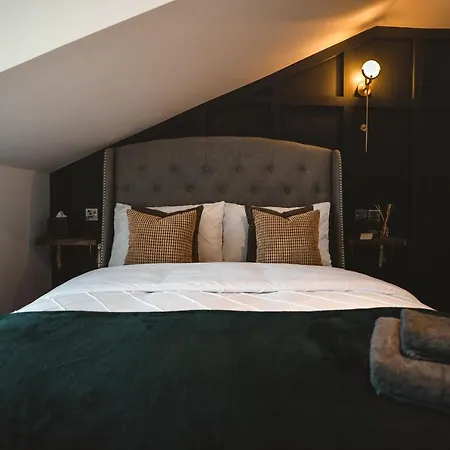 Loft On The Crescent - 5 Star Scottish Luxury - Prime West End Location Glasgow
