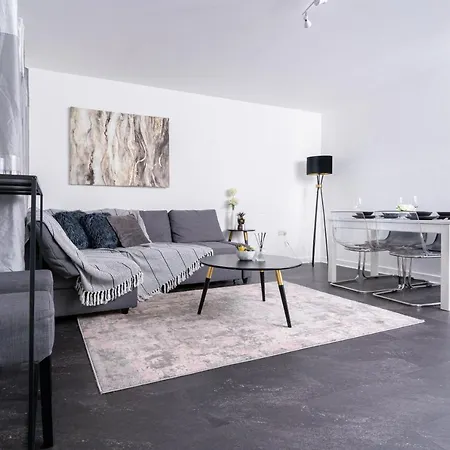 Hébergement de vacances Spacious 3 Bedroom House In With Private Parking & Garden