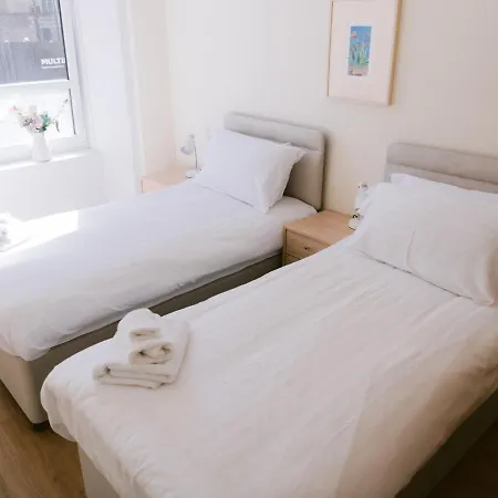 Daire Bright 2 Bed Ground Floor Flat Next To Byres Road *