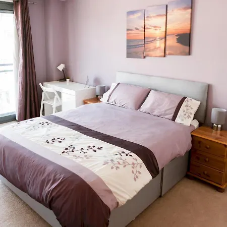 Appartamento Pass The Keys Lovely 2 Bed Flat In Harbour, West End