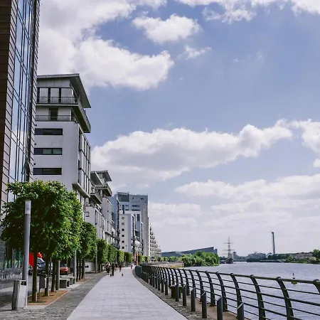Pass The Keys Lovely 2 Bed Flat In Harbour, West End * Glasgow