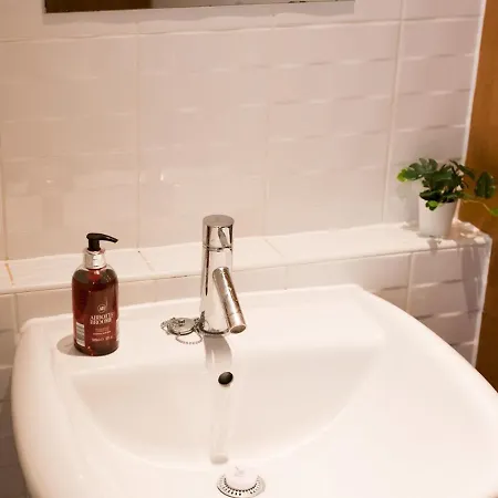 Pass The Keys Lovely 2 Bed Flat In Harbour, West End * Glasgow