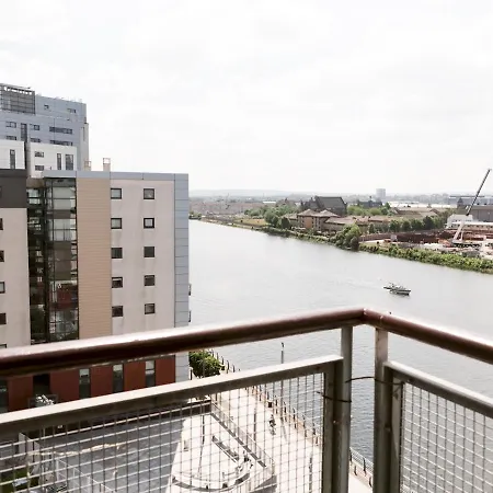 Appartamento Pass The Keys Lovely 2 Bed Flat In Harbour, West End
