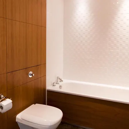Appartamento Pass The Keys Lovely 2 Bed Flat In Harbour, West End *