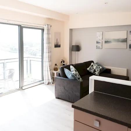 Appartamento Pass The Keys Lovely 2 Bed Flat In Harbour, West End *