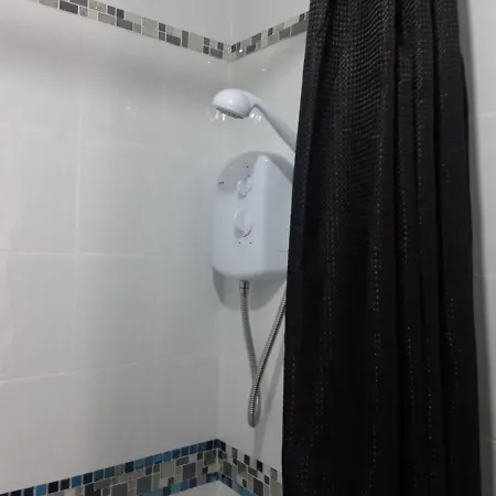 Hardgate Gardens Apartmán