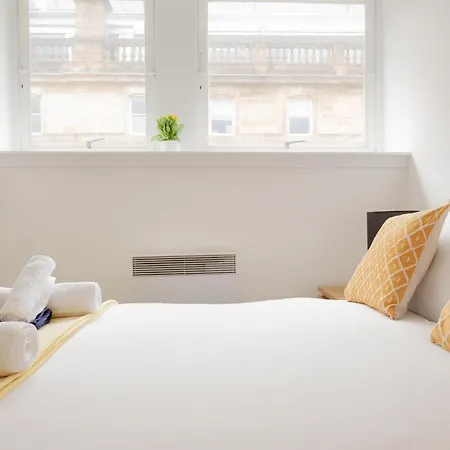 Apartment Modern Merchant By George Square