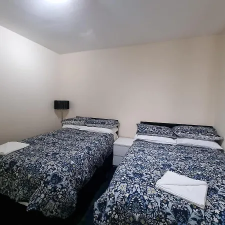 Carnarvon Street Centre