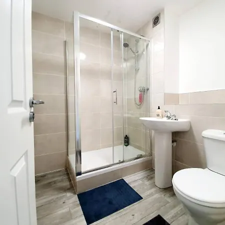 Gorgeous, Light & Airy In The Heart Of The West End, Close To Sec And Hydro Glasgow