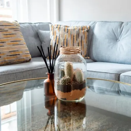 Pass The Keys Stylish 2 Bed In Heart Of West End Apartment *