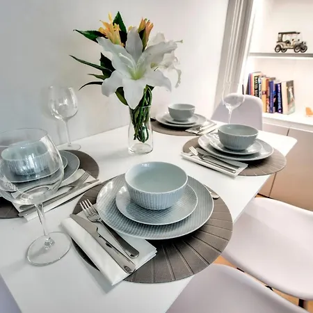 Pass The Keys Stylish 2 Bed In Heart Of West End Apartment Glasgow