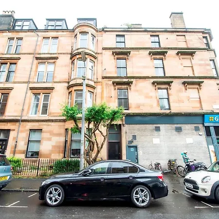 Pass The Keys Stylish 2 Bed In Heart Of West End