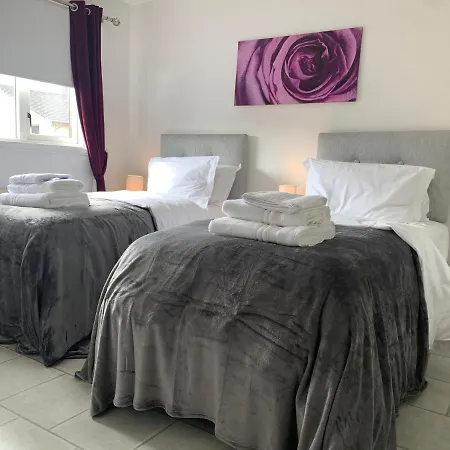Dada Apartment