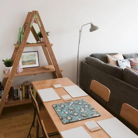 Pass The Keys Lovely 2 Bed With Parking Next To Secc Hydro Apartment *