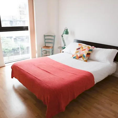Pass The Keys Lovely 2 Bed With Parking Next To Secc Hydro * Glasgow