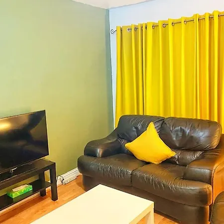 Cozy Nights - Shields Rd Apartment *