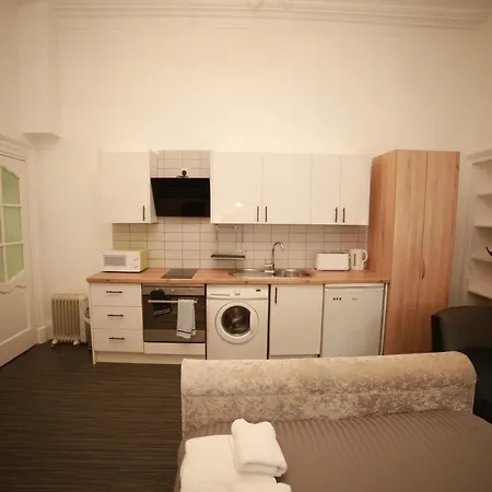 Strathbungo Apartment *