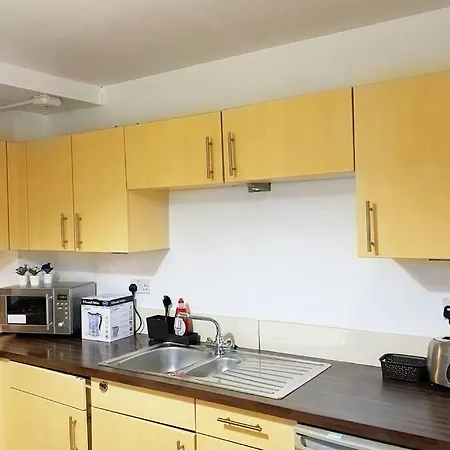 Apartment Cozy Nights - Shields Rd *