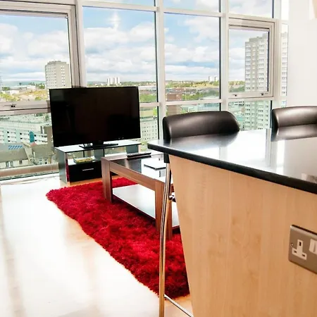 Views Centre Freeparking *