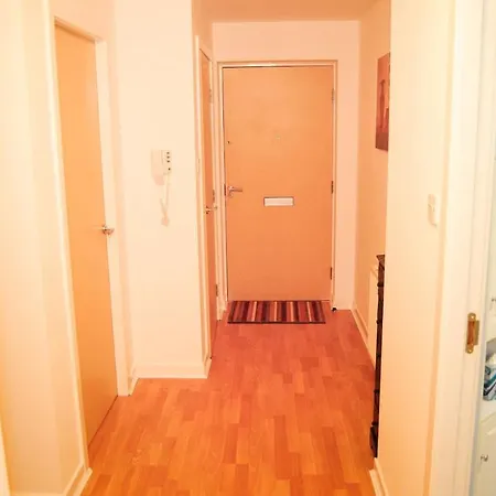 New Family - Private Parking *