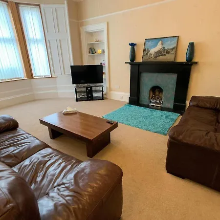 Holiday home Large South Family - Free Parking Glasgow