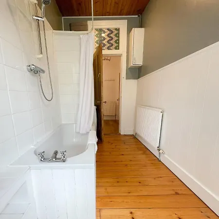 West End - Botanic Gardens Apartment Glasgow