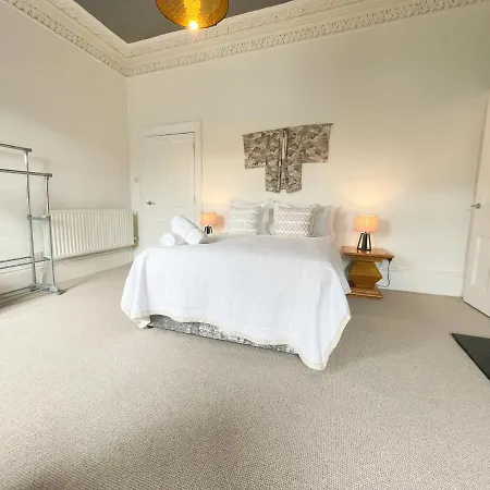 Apartment Spacious 3 Bedroom Victorian Flat Centre Glasgow