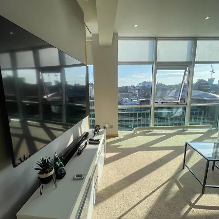 Centre 2-bed Parking Jacuzzi Bath