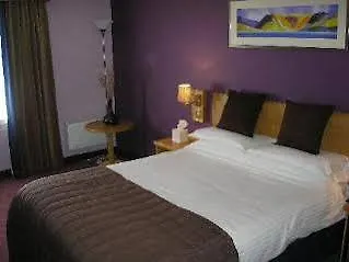 Crowwood And Alba Restaurant Hotel Chryston