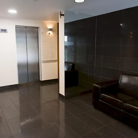 Pass The Keys Lovely New 1-bedroom Harbour River View Apartment *