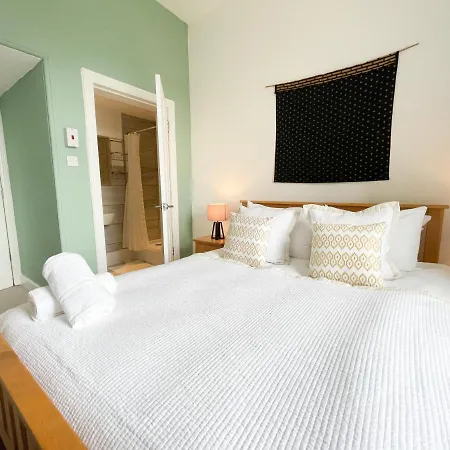 Apartment Spacious 3 Bedroom Victorian Flat Centre Glasgow