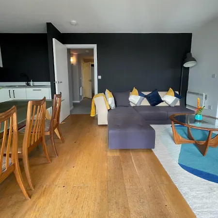 Apartment River Clyde View With Terrace & Parking *