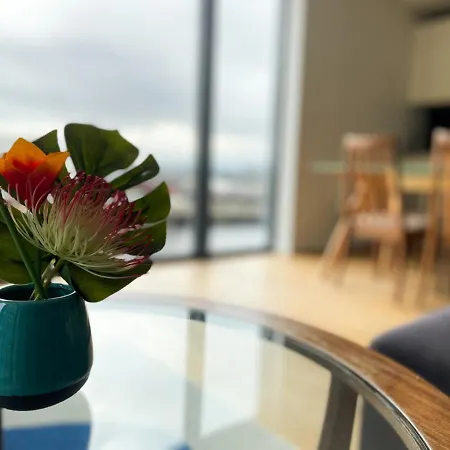 Apartment River Clyde View With Terrace & Parking